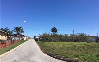 1353 m² Land available in Sydenham