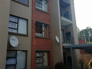 2 Bed Apartment in Bloubosrand