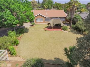 3 Bed House in Brackenhurst