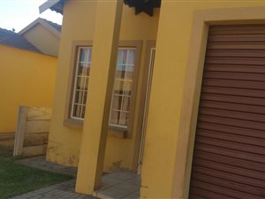 3 Bed House in Mohlakeng