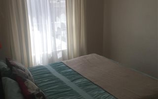 2 Bedroom Apartment in Gordons Bay Central
