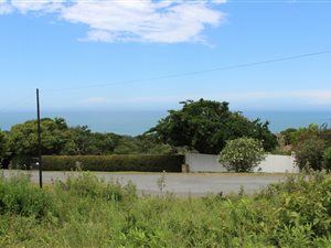 849 m² Land available in Cintsa