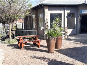 Retail space in Northmead