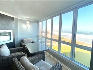 2 Bed Apartment in Diaz Beach