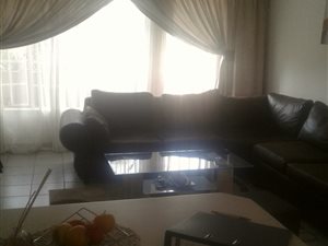 2 Bed Flat in Radiokop