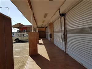 633 m² Commercial space in Annadale