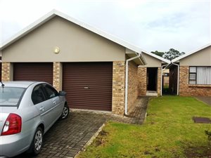 3 Bed Townhouse in Gonubie