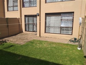 2 Bed Duplex in Kew