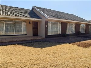 3 Bed House in Arcon Park