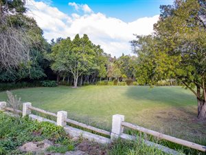 1360 m² Land available in Bergsig
