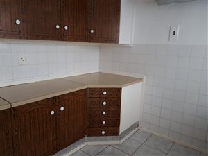 1 Bedroom Apartment in Witpoortjie