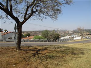 1255 m² Land available in Waterkloof Ridge