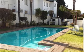 2 Bedroom Duplex in Weltevreden Park