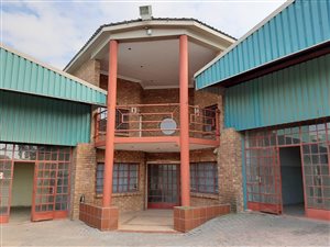 1100 m² Industrial space in Brakpan North