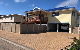 3 Bedroom House in Reebok