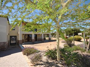 3 Bedroom House in Atlantic Beach Golf Estate