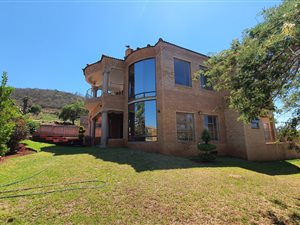 7 Bed House in Louis Trichardt