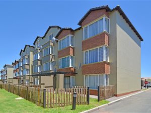 2 Bed Apartment in Montana Gardens