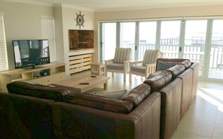 3 Bedroom House in Paradise Beach
