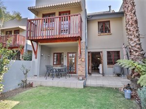 3 Bed Townhouse in Blue Gill