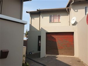 3 Bed Apartment in Bluff