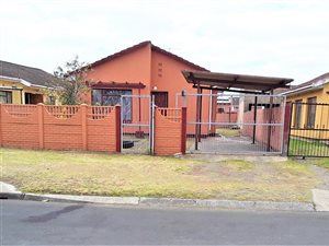 3 Bed House in Lolo Park