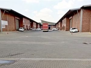 360 m² Office Space in Hughes