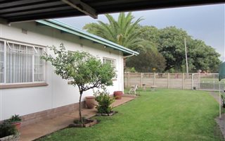 3 Bedroom House in Vanderbijlpark CE2