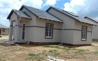 2 Bedroom House in Kya Sands