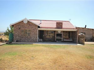 13.2 ha Farm in Oudtshoorn