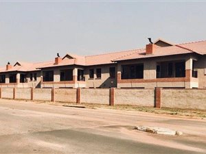 2 Bed Apartment in Kenleaf