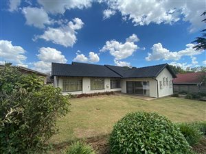 4 Bed House in Kempton Park Central