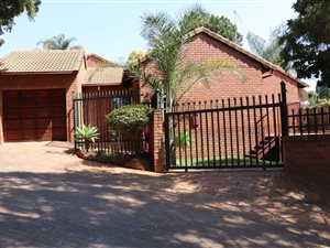 2 Bed Duet in Faerie Glen