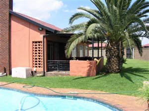 3 Bed House in Elspark
