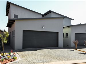 3 Bed Duet in Olympus AH