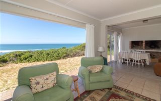 3 Bedroom House in Cannon Rocks