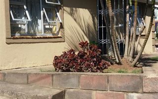 2 Bedroom House in Umlazi