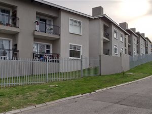 2 Bed Apartment in Island View