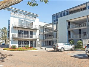 354 m² Commercial space in Bryanston