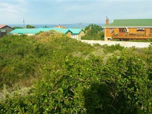 802 m² Land available in Reebok