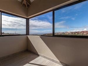 4 Bed Townhouse in Seemeeu Park