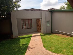 3 Bed House in Roseville