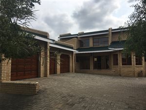 4 Bed House in Vaal de Grace Golf Estate