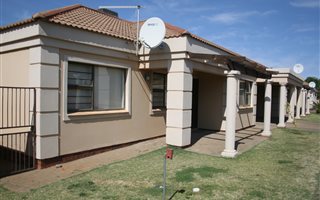 3 Bedroom Townhouse in Lindene