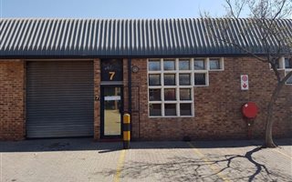 163 m² Industrial space in Crown Mines