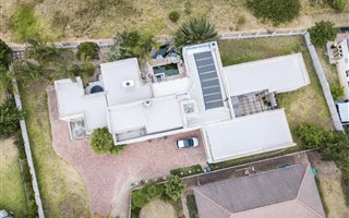 5 Bedroom House in Durbanville