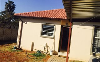 3 Bedroom Townhouse in Karen Park