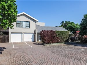 7 Bed House in Blue Bend