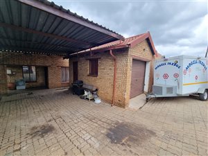 3 Bed House in Roodekop