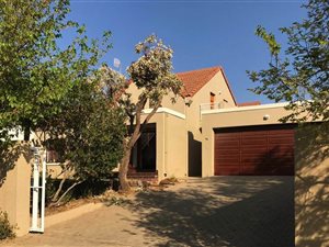 3 Bed Cluster in Barbeque Downs